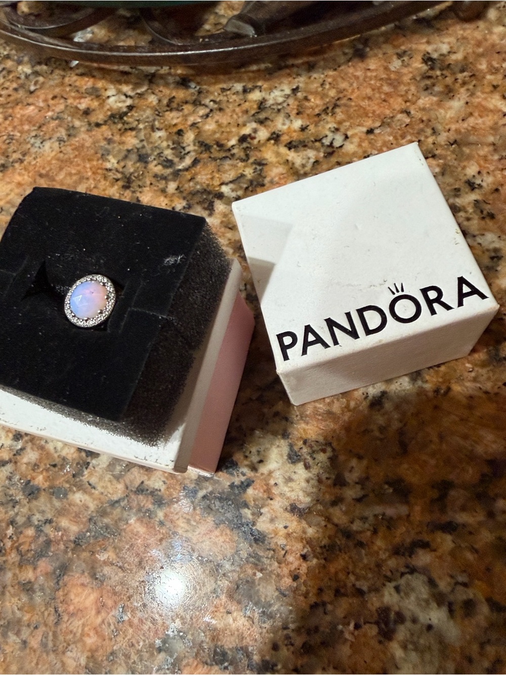 Pandora October Radiant Hearts Opalescent Pink Crystals & Clear CZ. - Picture 6 of 6